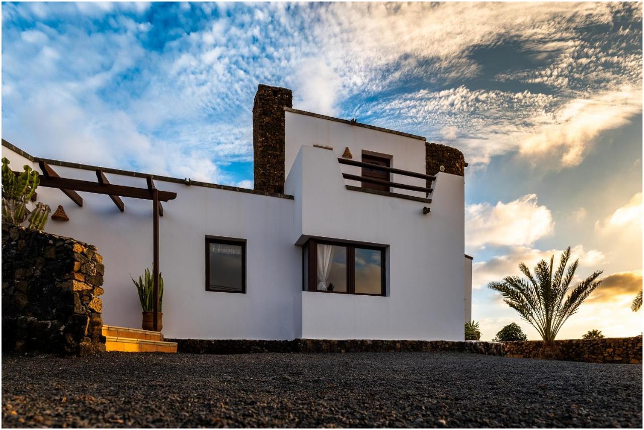 Villa-Mayo - Peaceful Paradise: Lajares Dream Vacation Экстерьер фото